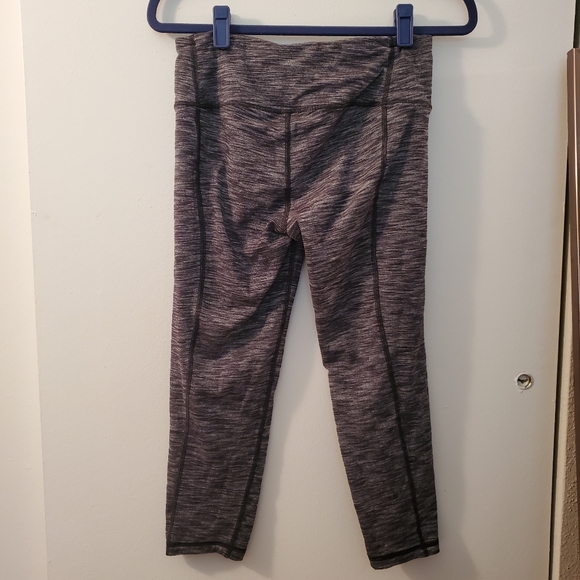 Victoria's Secret Sport | Black Marl Knockout Capri - Picture 2 of 6